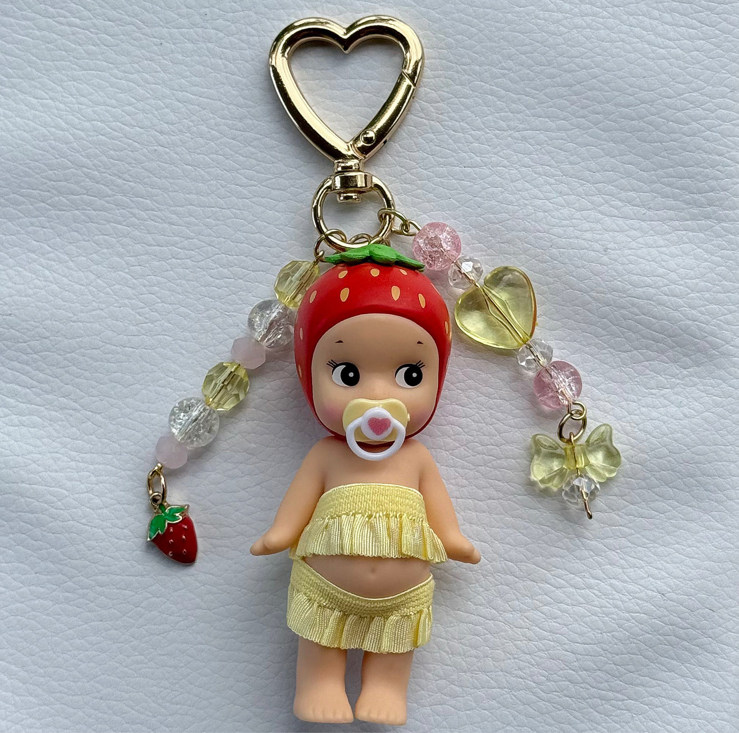 strawberry keychain 🍓⋆.˚